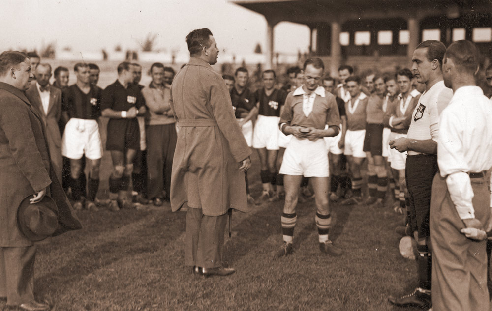 Warta Poznań - FC Milano (AC Milan) w 1934 r. fot. Narodowe Archiwum Cyfrowe