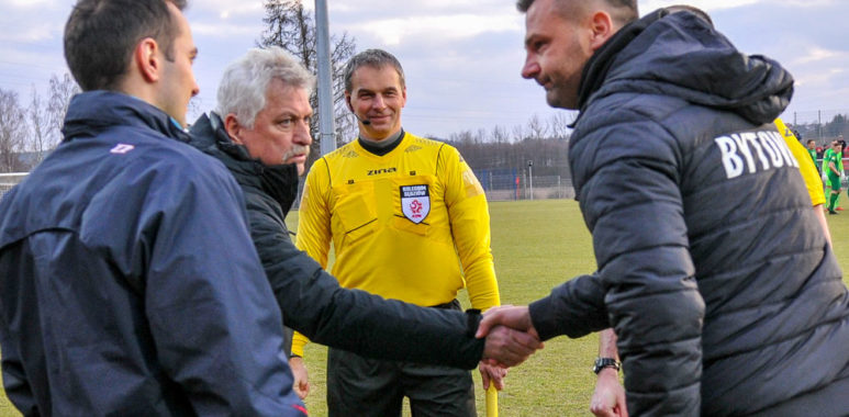 Bytovia Bytów - Warta Poznań 0:0. Trenerzy Petr Nemec i Adrian Stawski