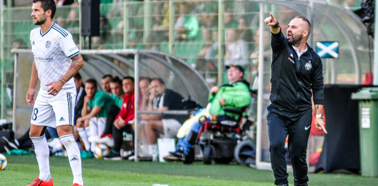 Śląsk Wrocław - Warta Poznań. Trener Piotr Tworek