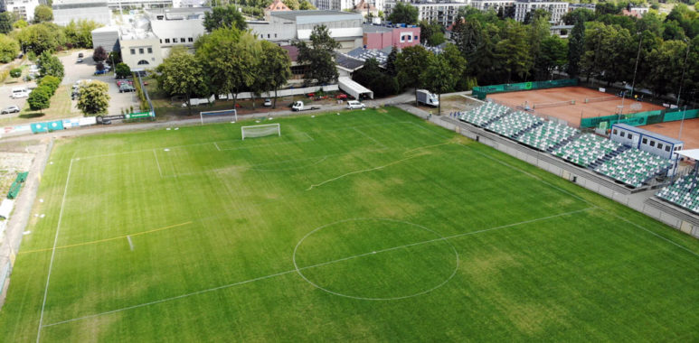 Wkrótce rozpocznie się budowa jupiterów na stadionie Warty Poznań