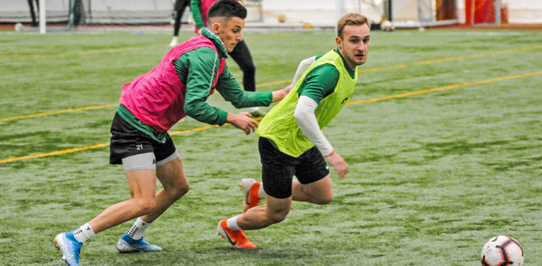 Trening Warty Poznań w Centrum Plek. Robert Janicki i Jakub Apolinarski