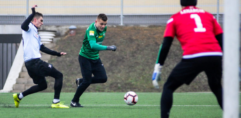Warta Poznań - GKS Bełchatów 4:2 w sparingu. Michał Jakóbowski