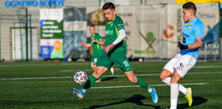 Stomil Olsztyn - Warta Poznań 2:1 w sparingu. Jakub Apolinarski