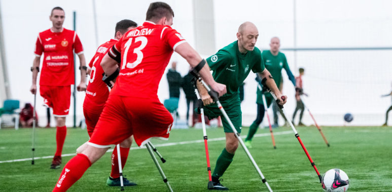 Drużyna amp futbolu Warty Poznań. Fot. Łukasz Gdak