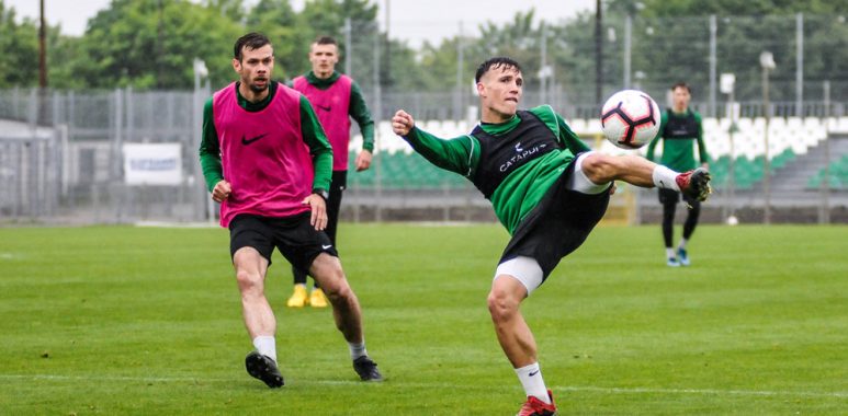 Gra wewnętrzna Warty Poznań. Gracjan Jaroch