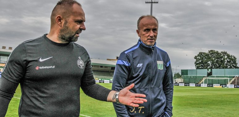 Warta Poznań - Olimpia Grudziądz 2:0. Trenerzy Piotr Tworek i Jacek Trzeciak