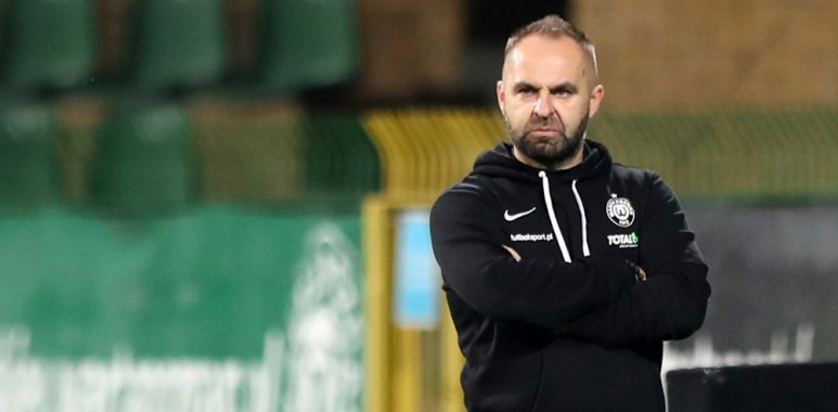 Warta Poznań - Legia Warszawa 0:3. Trener Piotr Tworek