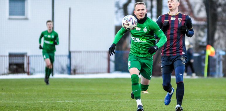 Mateusz Kuzimski (Warta Poznań) w sparingu z Pogonią Szczecin