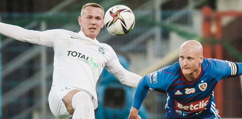 Piast Gliwice - Warta Poznań 0:1. Mateusz Kuzimski