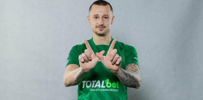 Adam Zrelak napastnik Warty Poznań