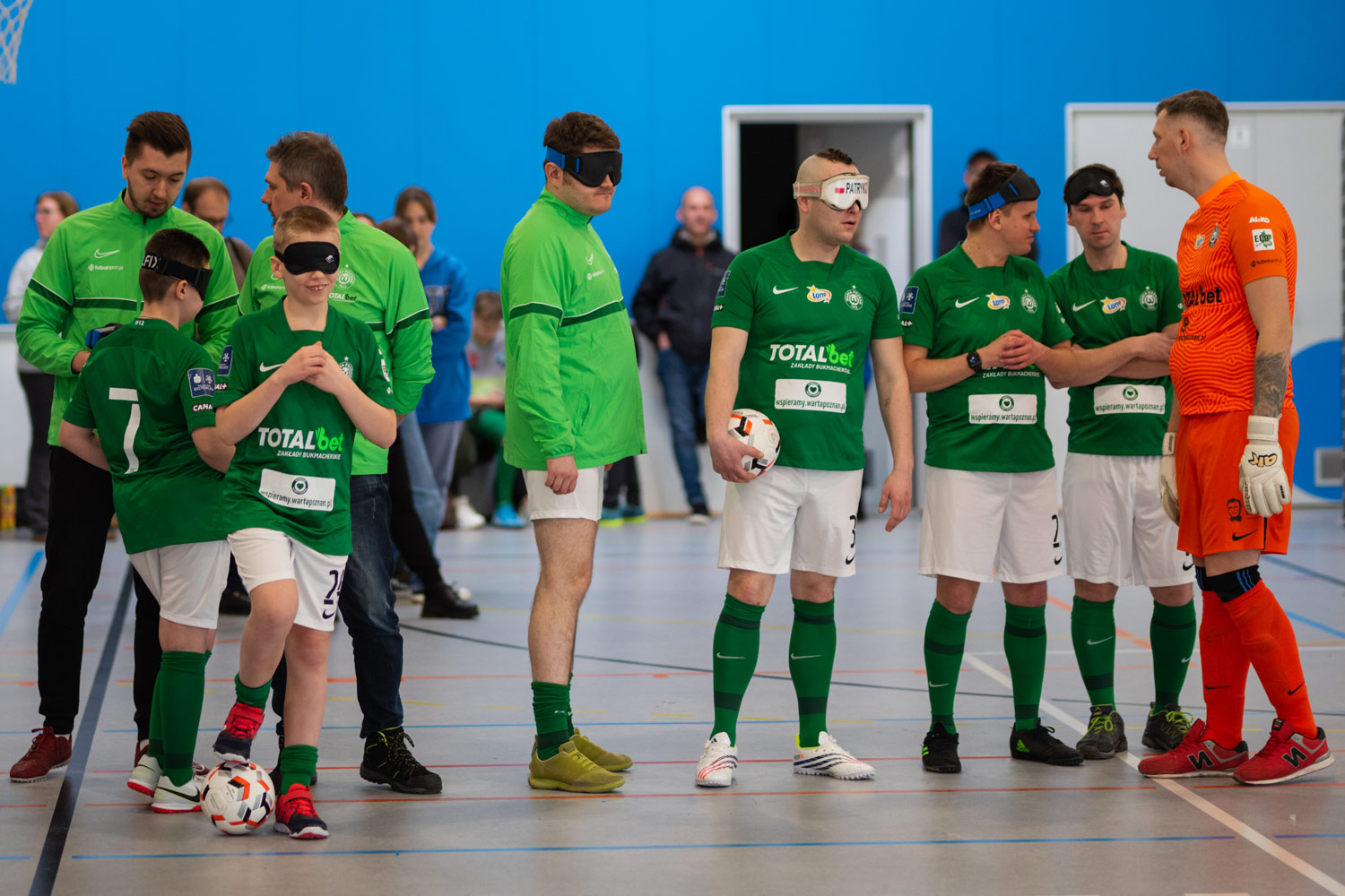 Warta Poznań Blind Football w trakcie treningu pokazowego
